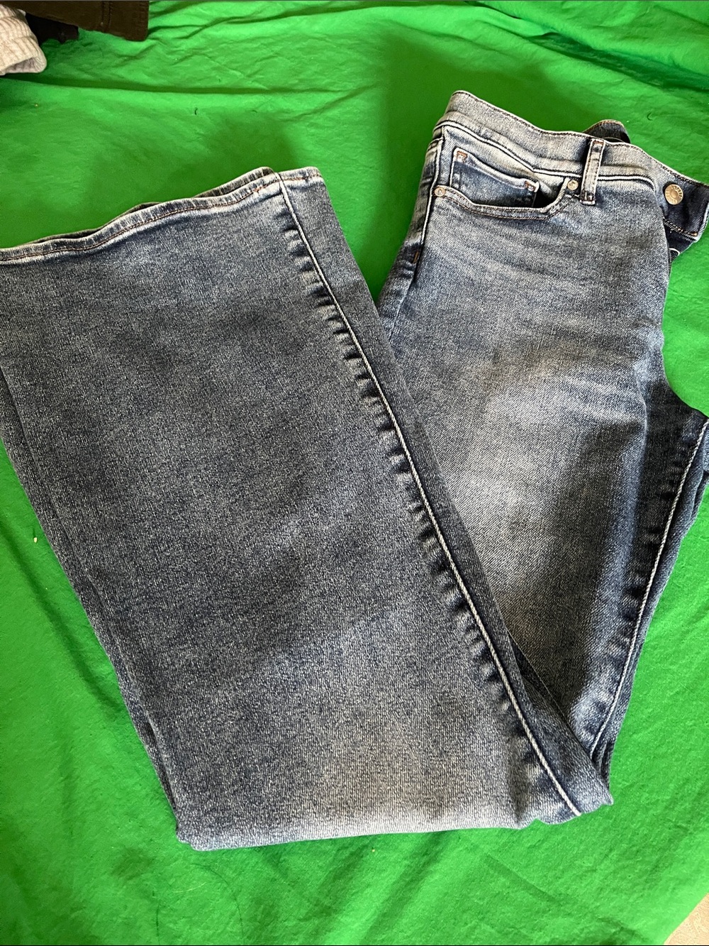 Express Women's Straight Leg Jeans - Faded Blue Wash
